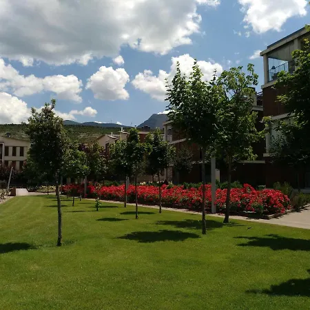 Esqui, Montana, Btt Y Senderismo En Pirineos, Margas Golf Appartement