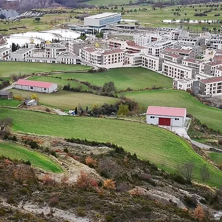 Esqui, Montana, Btt Y Senderismo En Pirineos, Margas Golf Appartement