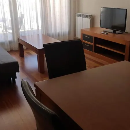 Appartement Esqui, Montana, Btt Y Senderismo En Pirineos, Margas Golf Sabiñánigo