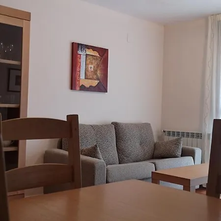 Esqui, Montana, Btt Y Senderismo En Pirineos, Margas Golf Appartement *